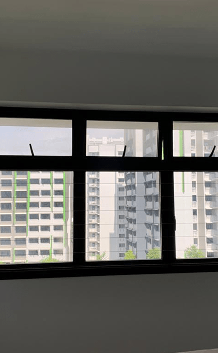 Casement invisible grille